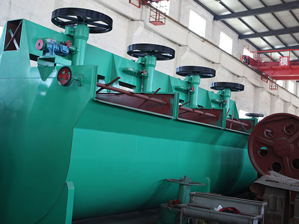 選礦設(shè)備:超細(xì)磨粉機(jī)技術(shù)優(yōu)勢(shì)以及日常的維修保養(yǎng)